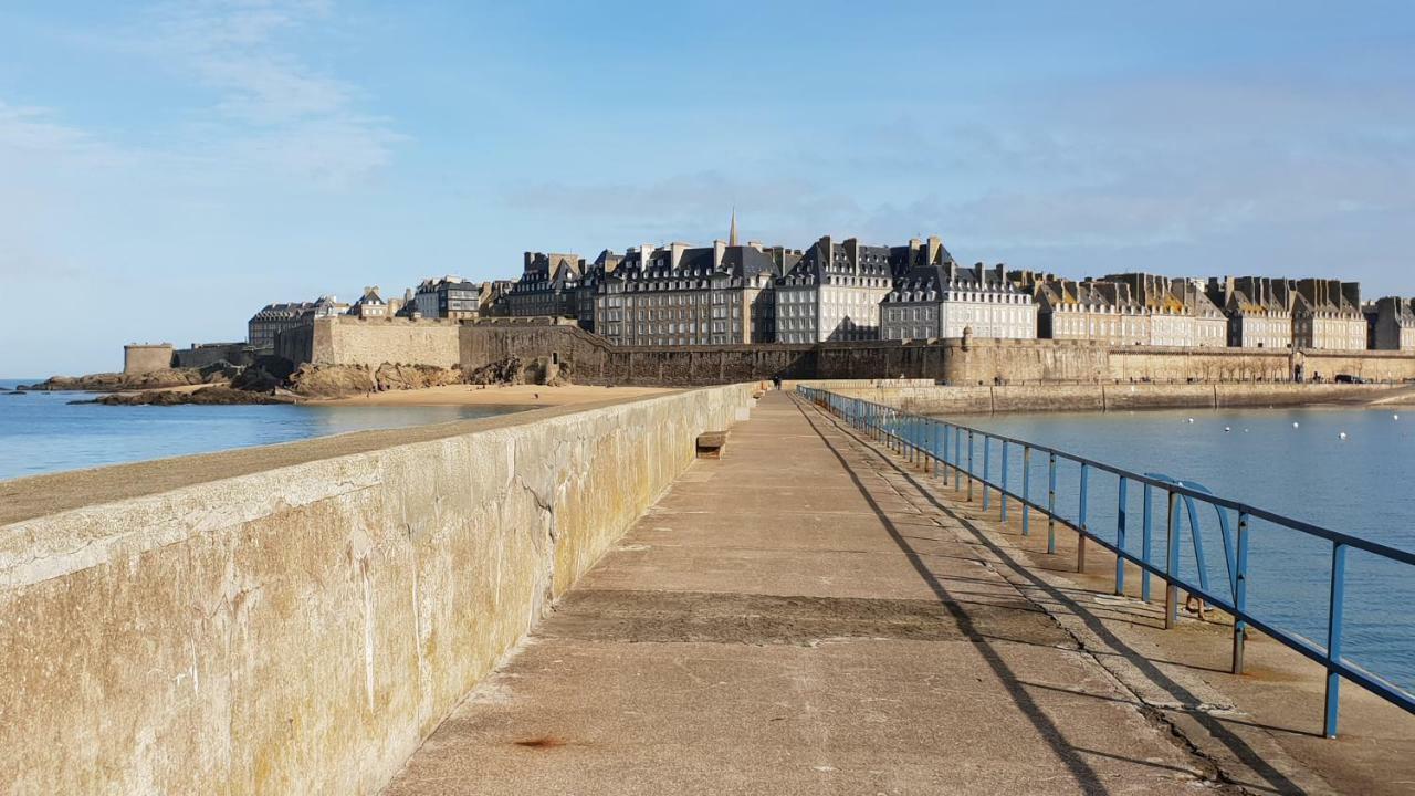 Zen Et Design, Proche Cite Corsaire Apartment Saint-Malo Bagian luar foto